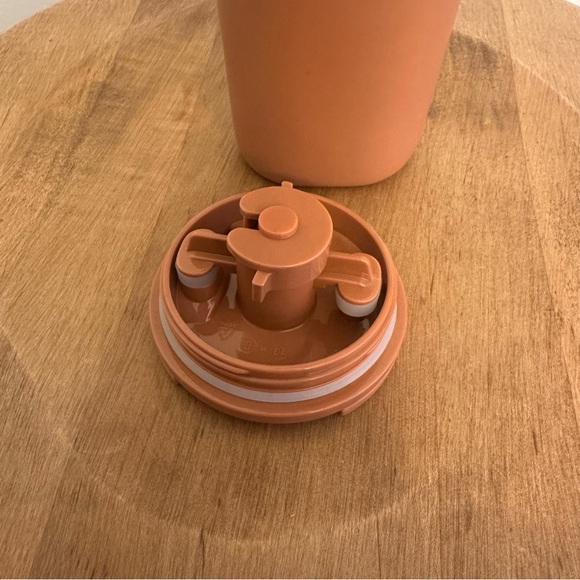 Starbucks  Terracotta Recycled Plastic Triangle Tumbler 16 oz New Without Tags - Picture 7 of 15